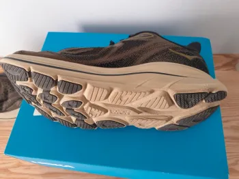 Used Hoka Clifton 10 bike — image 8 of 11