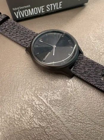 Gebrauchtes Garmin Vivomove Style bike — Bild 3 von 5