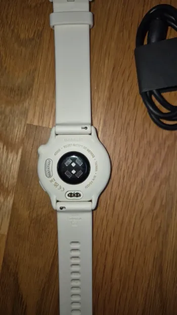 Used Garmin Vivoactive 6 bike — image 9 of 10