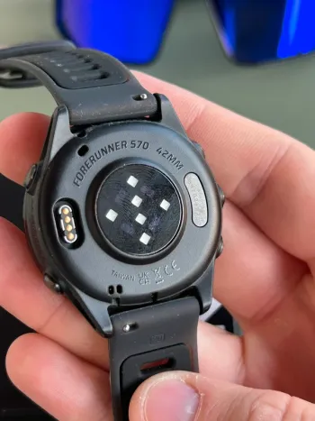 Used Garmin Forerunner 570 bike — image 5 of 7