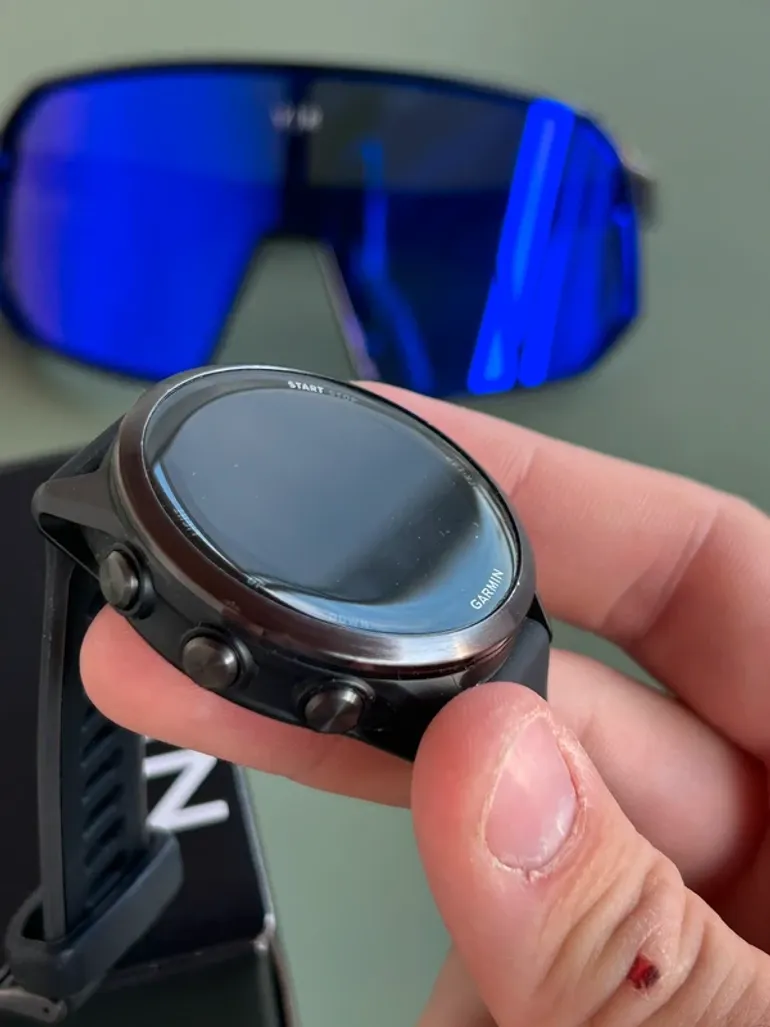 Used Garmin Forerunner 570 bike — image 2 of 7