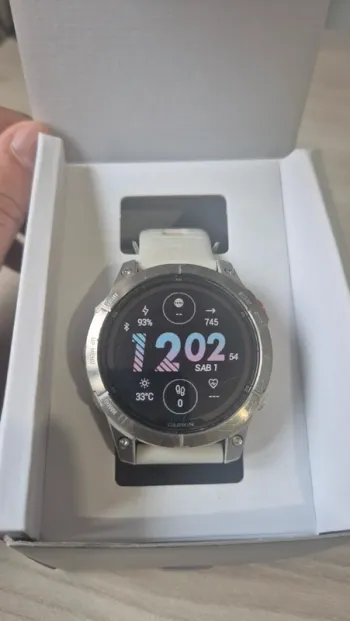 Used Garmin Fenix 7 Pro bike — image 2 of 6