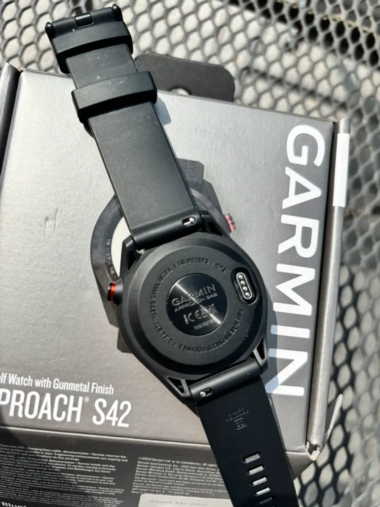 Used Garmin Approach S42 bike — image 5 of 8