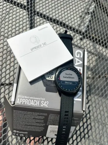Used Garmin Approach S42 bike — image 8 of 8