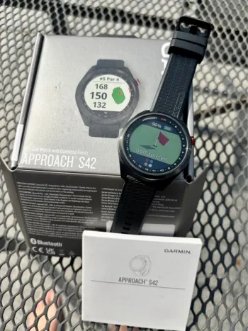 Used Garmin Approach S42 bike — image 4 of 8