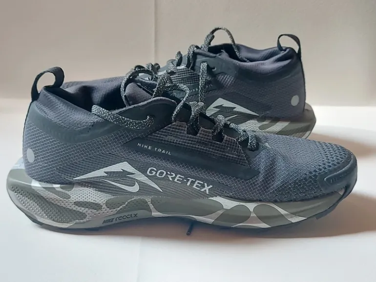 Brugt Nike Pegasus Trail 5 GTX bike — billede 2 af 9