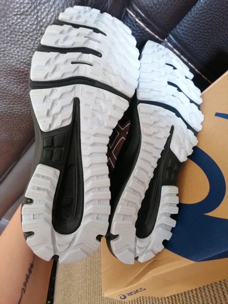 Asics TRAIL SCOUT 3 bike d'occasion — image 4 sur 5