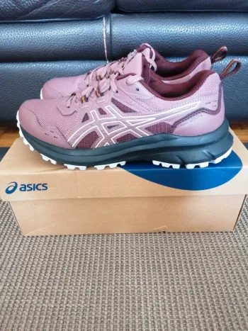 Gebrauchtes Asics TRAIL SCOUT 3 Running Shoes