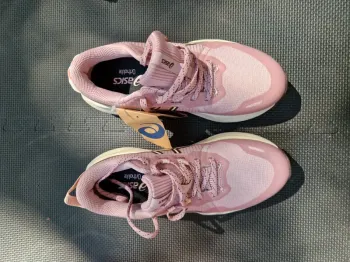 Used Asics Gel-Venture 11 bike — image 2 of 3