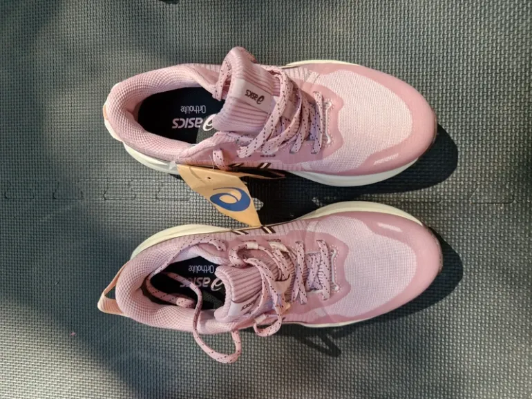 Used Asics Gel-Venture 11 bike — image 2 of 3
