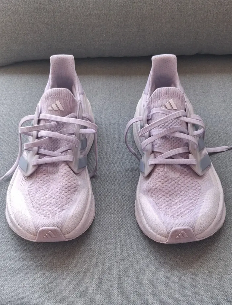 Tweedehands Adidas Ultraboost 5 bike — afbeelding 2 van 4