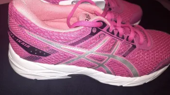 Asics Running Shoes bike d'occasion — image 3 sur 9