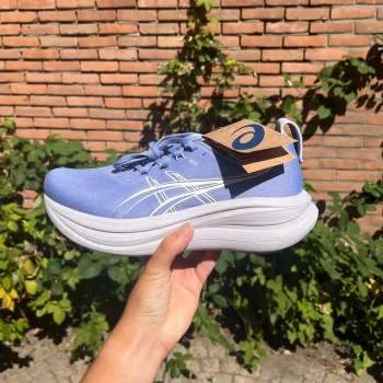 Brugt Asics Gel Nimbus 28 Running Shoes