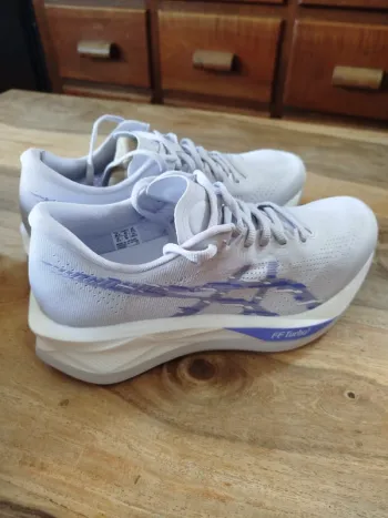 Used Asics Sonicblast Running Shoes