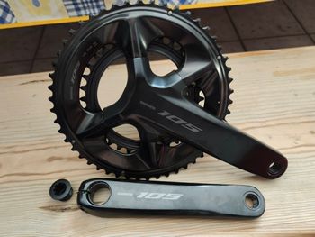 Shimano 105 Crankset 2026 Drivetrain & Pedals de segunda mano
