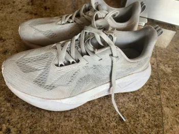Asics Novablast 5 bike usato — immagine 7 di 8