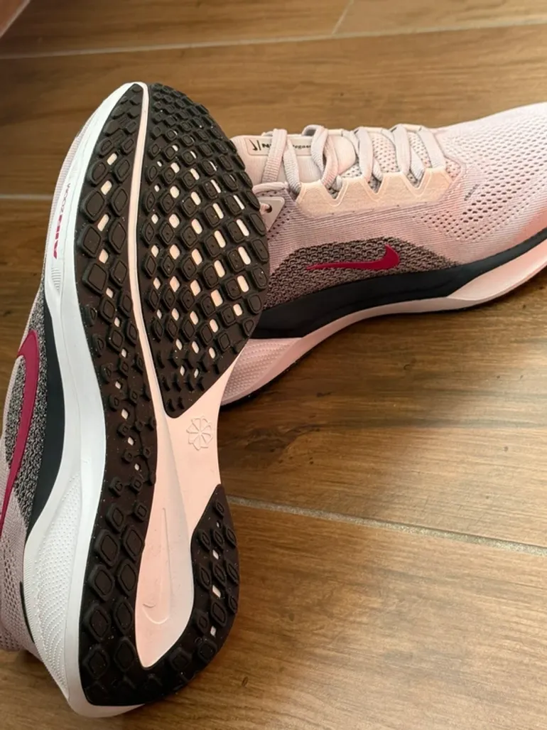 Used Pegasus Nike Air zoom 41 bike — image 3 of 5
