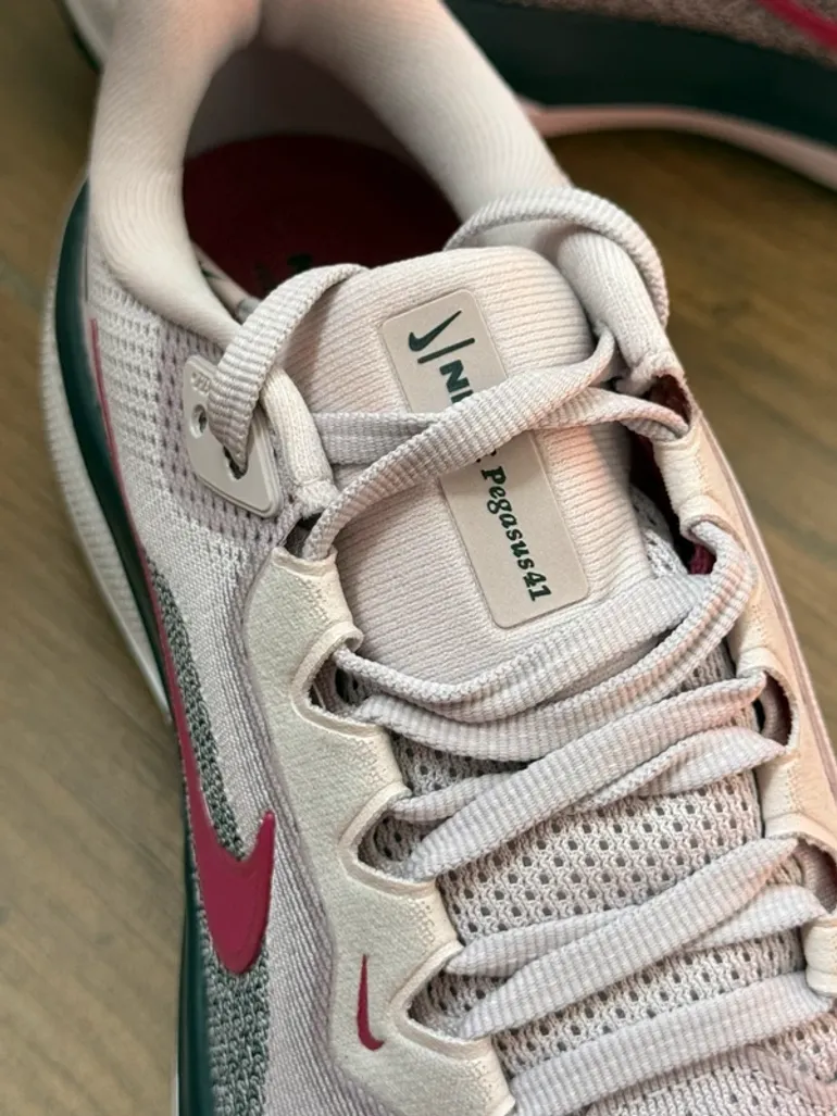 Used Pegasus Nike Air zoom 41 bike — image 2 of 5