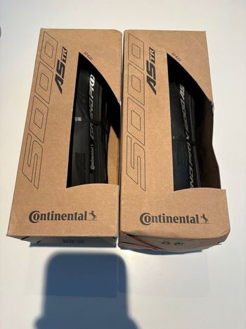 Używany Continental Grand Prix 5000 AS TR 2026 Tyres & Tubes
