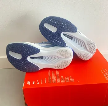 Used Nike Zoom Fly 6 bike — image 9 of 12