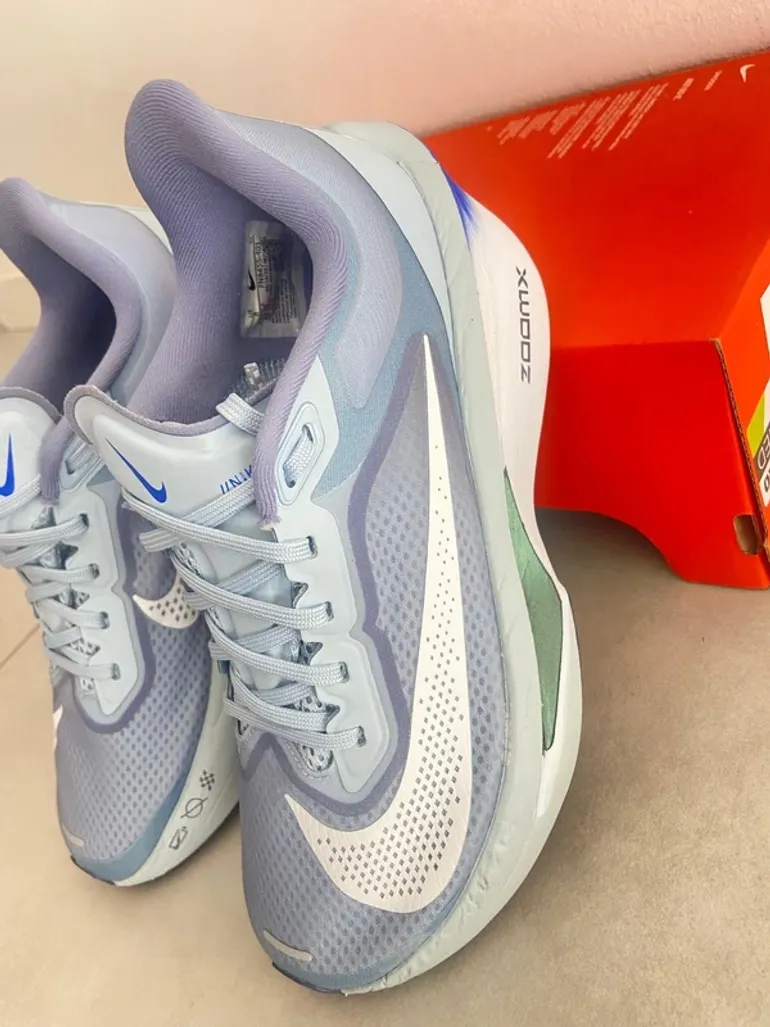 Used Nike Zoom Fly 6 bike — image 2 of 12