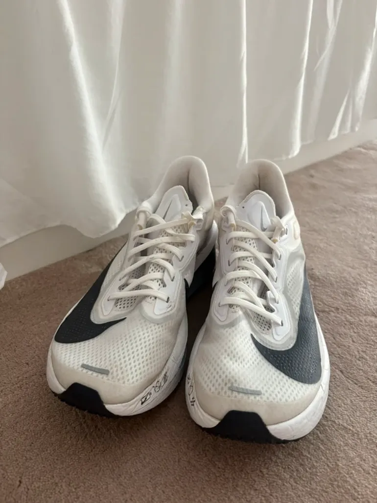 Used Nike Air Zoom Fly 6 bike — image 2 of 5