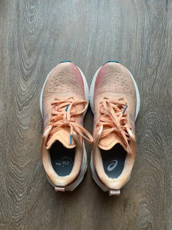 Used Asics Novablast 4 Running Shoes