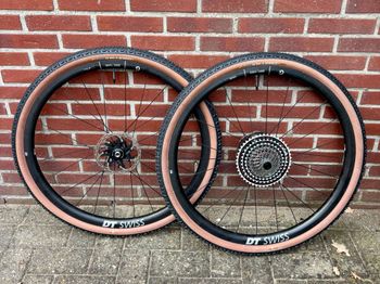 Used Dt Swiss GRC 1400 Spline 30 with SON hub 2026 Wheels
