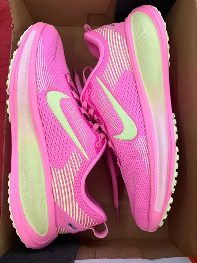 Nike Vomero 18 bike usato — immagine 10 di 18