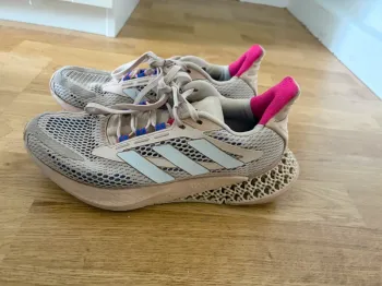 Adidas 4DFWD Pulse bike d'occasion — image 3 sur 7