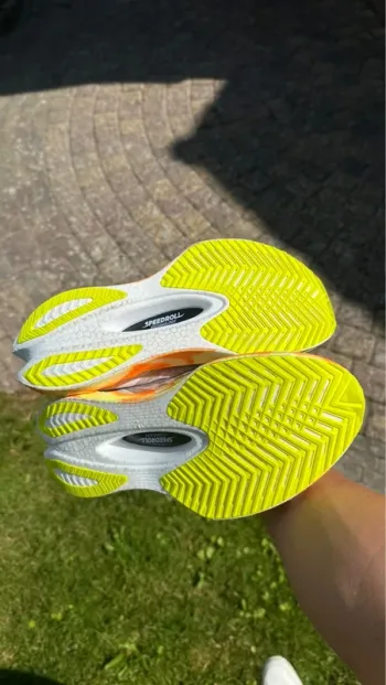 Saucony Endorphin Pro 4 bike d'occasion — image 3 sur 7