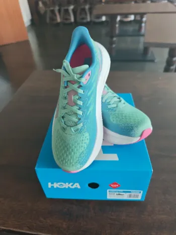 Brugt Hoka Mach 6 Running Shoes