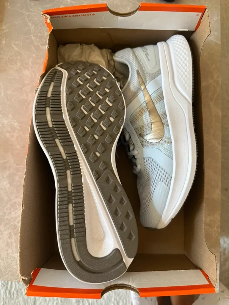 Used Nike Run Swift 2 bike — image 3 of 3