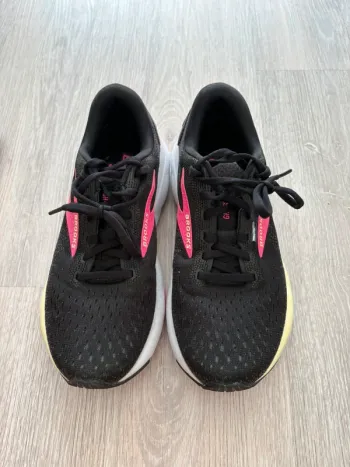 Brooks Laufschuhe Running Shoes d'occasion