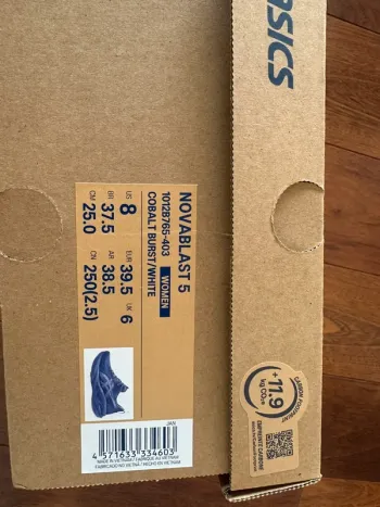 Brugt Asics Novablast bike — billede 6 af 6