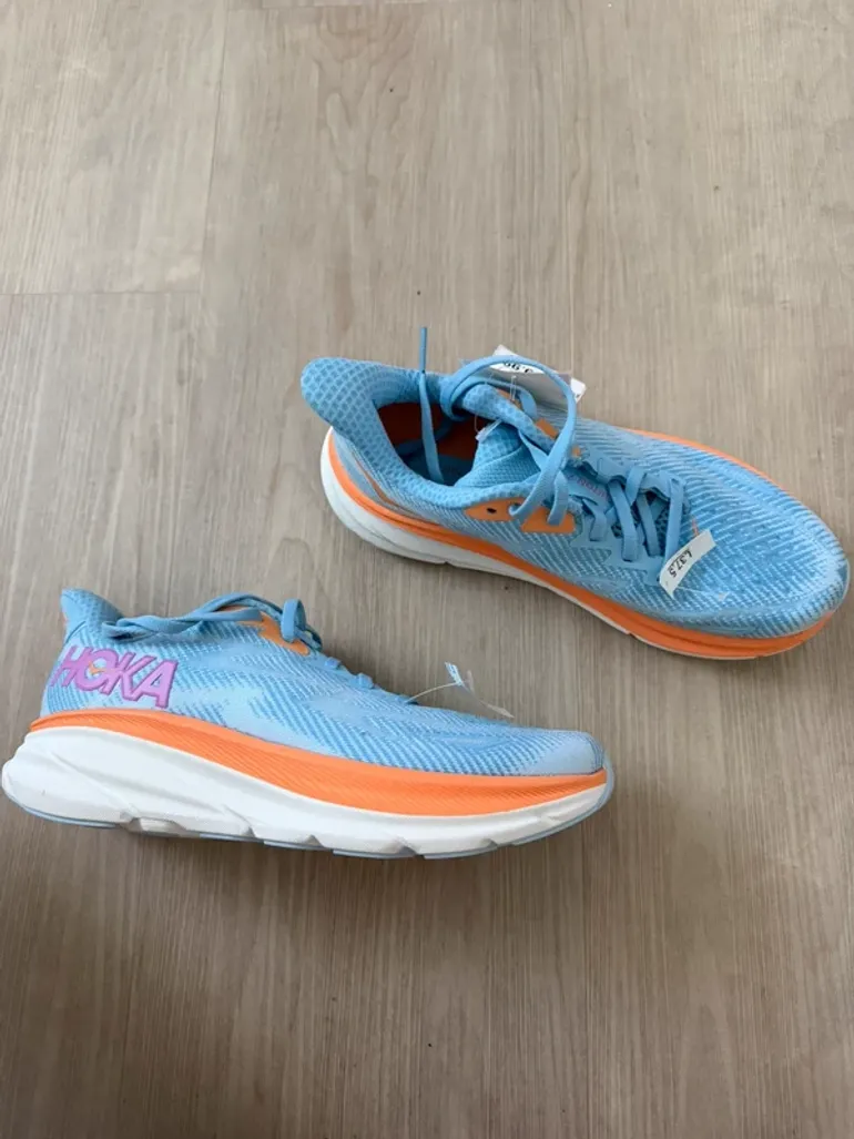 Gebrauchtes Orange HOKA Laufschuhe Gr. 37, 5 / 39, 5 bike — Bild 2 von 4