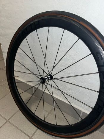 Used Python Carbon Wheels bike — image 5 of 7
