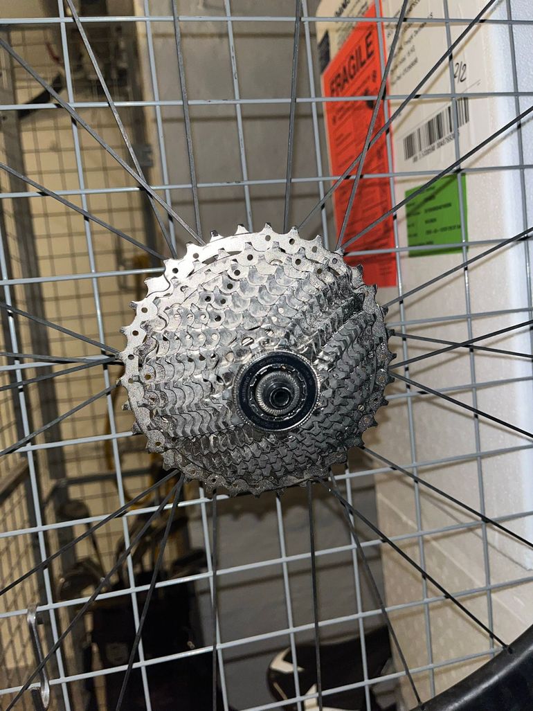 Used Python Carbon Wheels bike — image 3 of 7