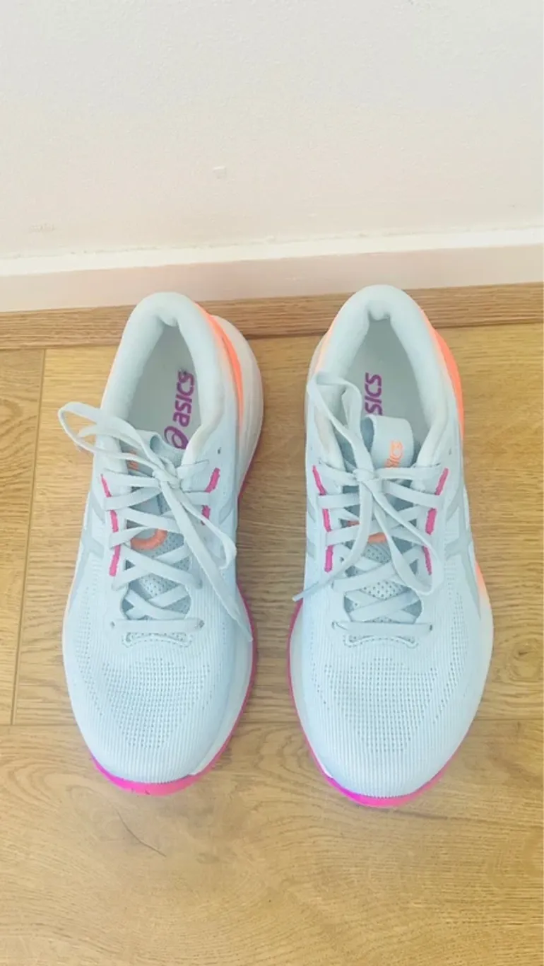 Käytetty Asics Gel Cumulus 28 bike — kuva 2 / 8