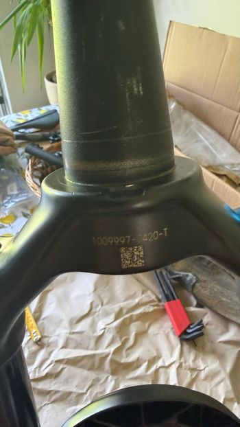 Used Fox 38 Performance Fork 2022 bike — image 4 of 8