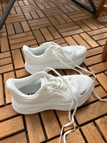 Used Hoka Bondi 9 Running Shoes