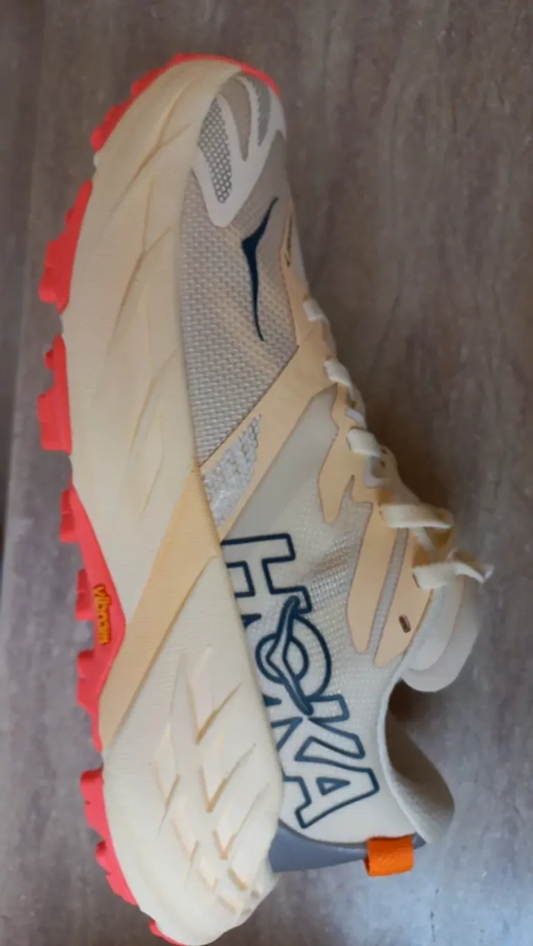 Used Hoka Speedgoat 7 bike — image 6 of 7