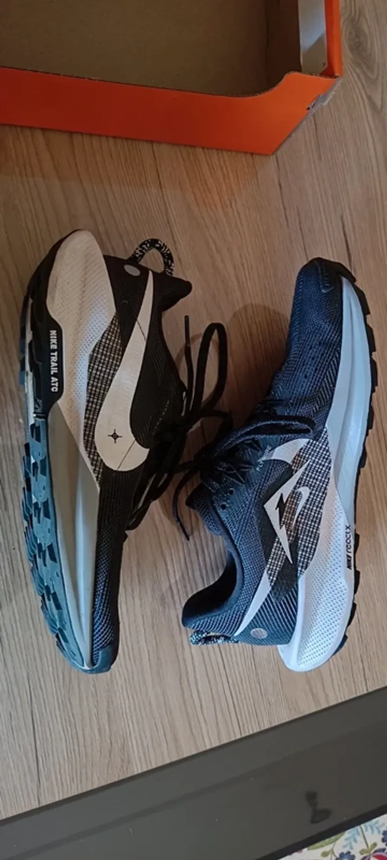 Used Nike Trail running shoes bike — image 2 of 6