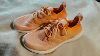 Used Adidas Ultraboost 22 Running Shoes