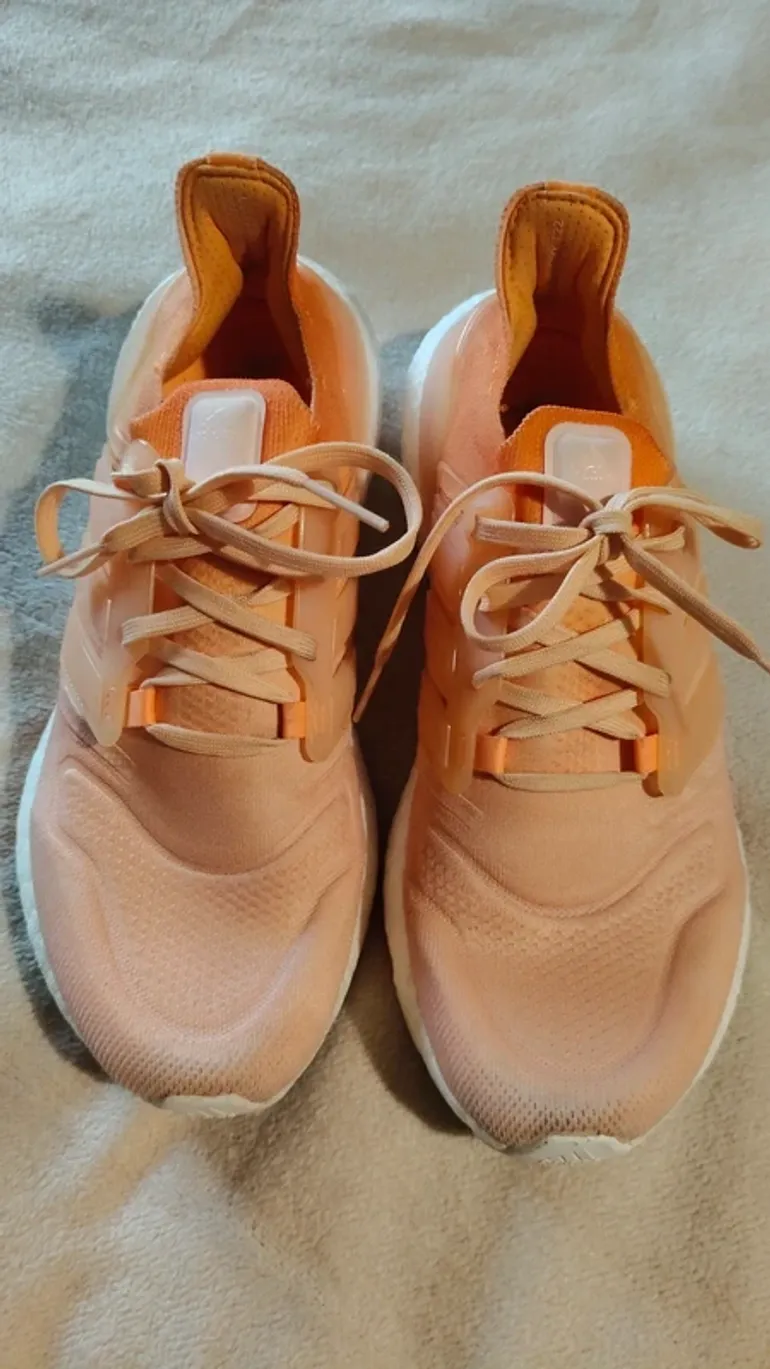 Used Adidas Ultraboost 22 bike — image 2 of 4