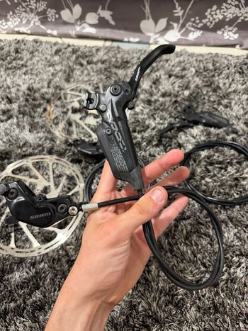 Sram Code R Disc Brake bike usato — immagine 2 di 15