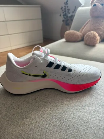 Used Nike Laufschuhe bike — image 3 of 7