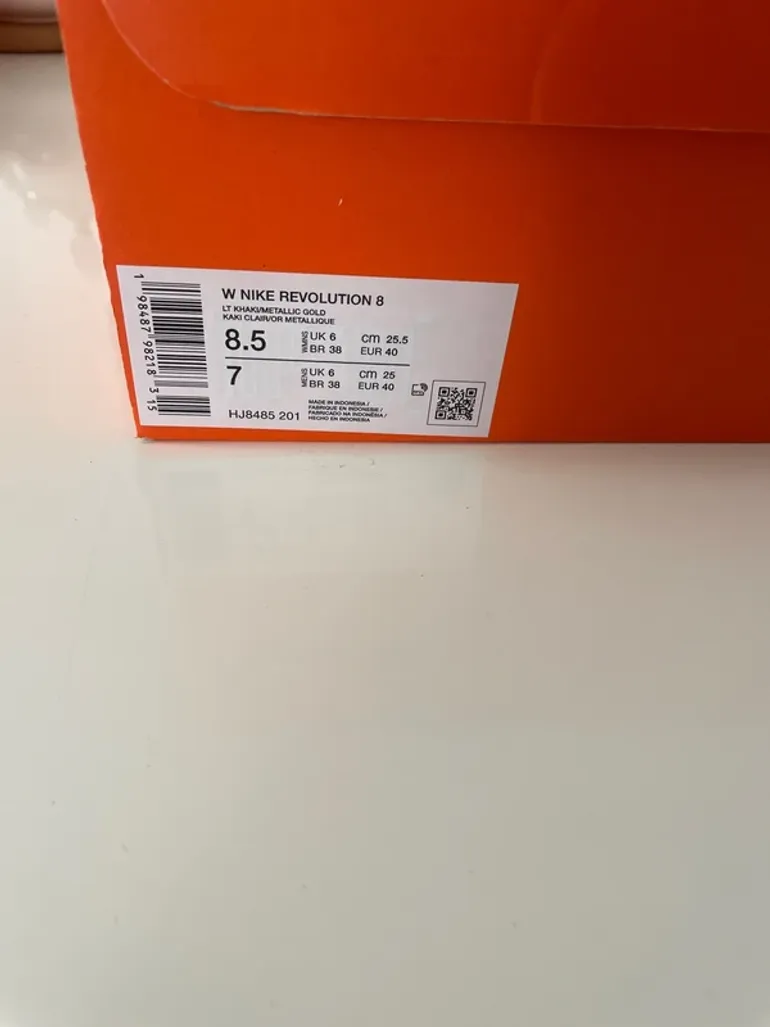 Used Nike Revolution 8 bike — image 3 of 12