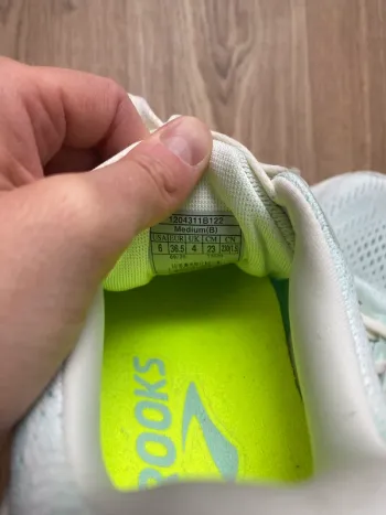 Used Brooks Ghost 17 bike — image 7 of 7