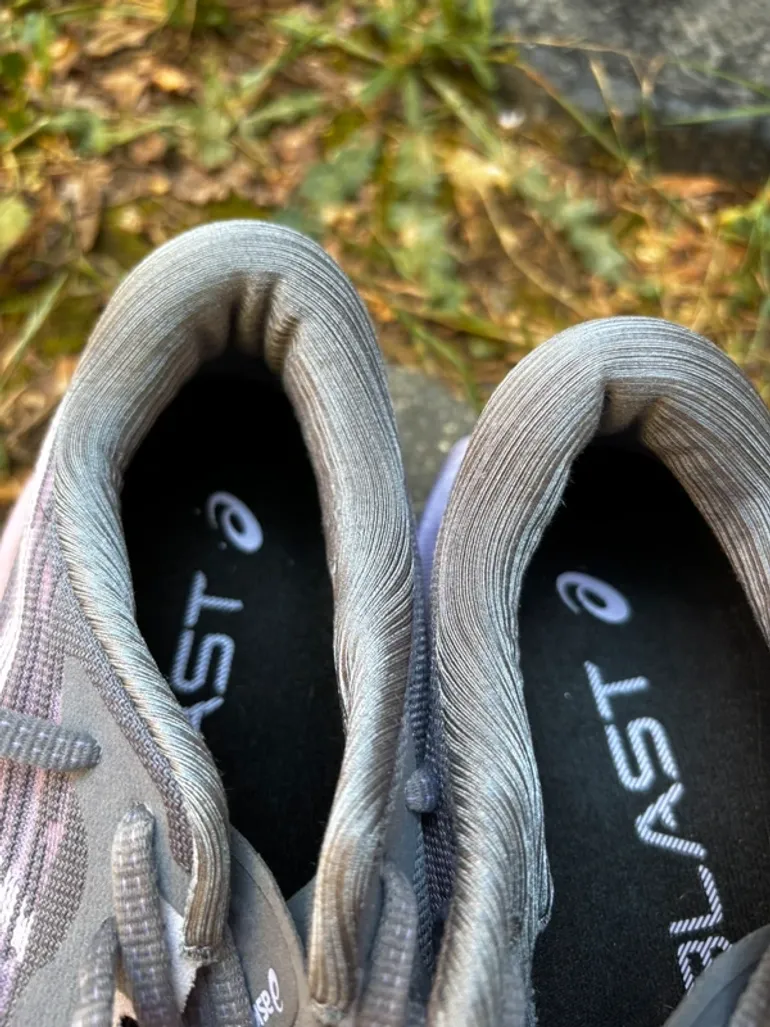 Brugt Asics Novablast 3 bike — billede 11 af 14